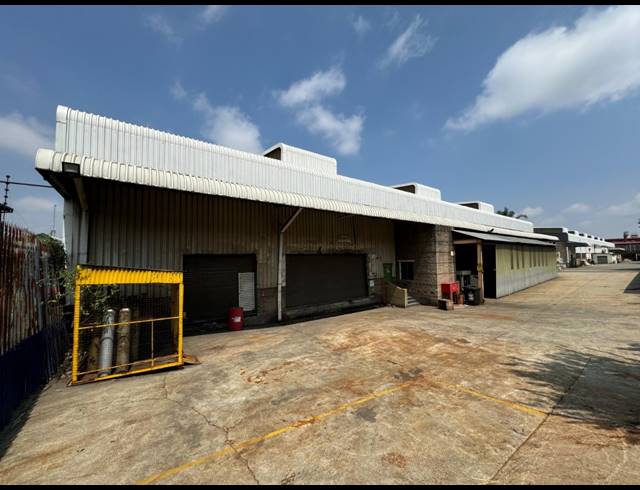 3,562M² WAREHOUSE TO LET IN INDUSTRIA WEST